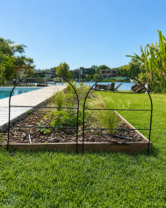 Large Metal Garden Border Fence: 33" Tall, Black Coated or Rustic Finish